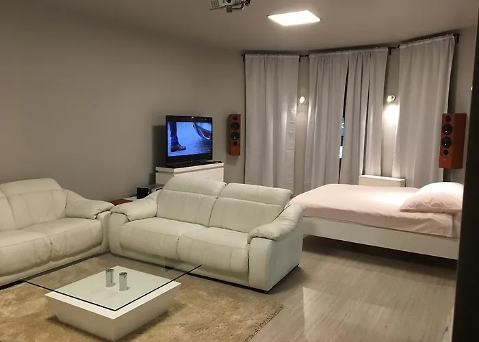 Centrum Διαμέρισμα *